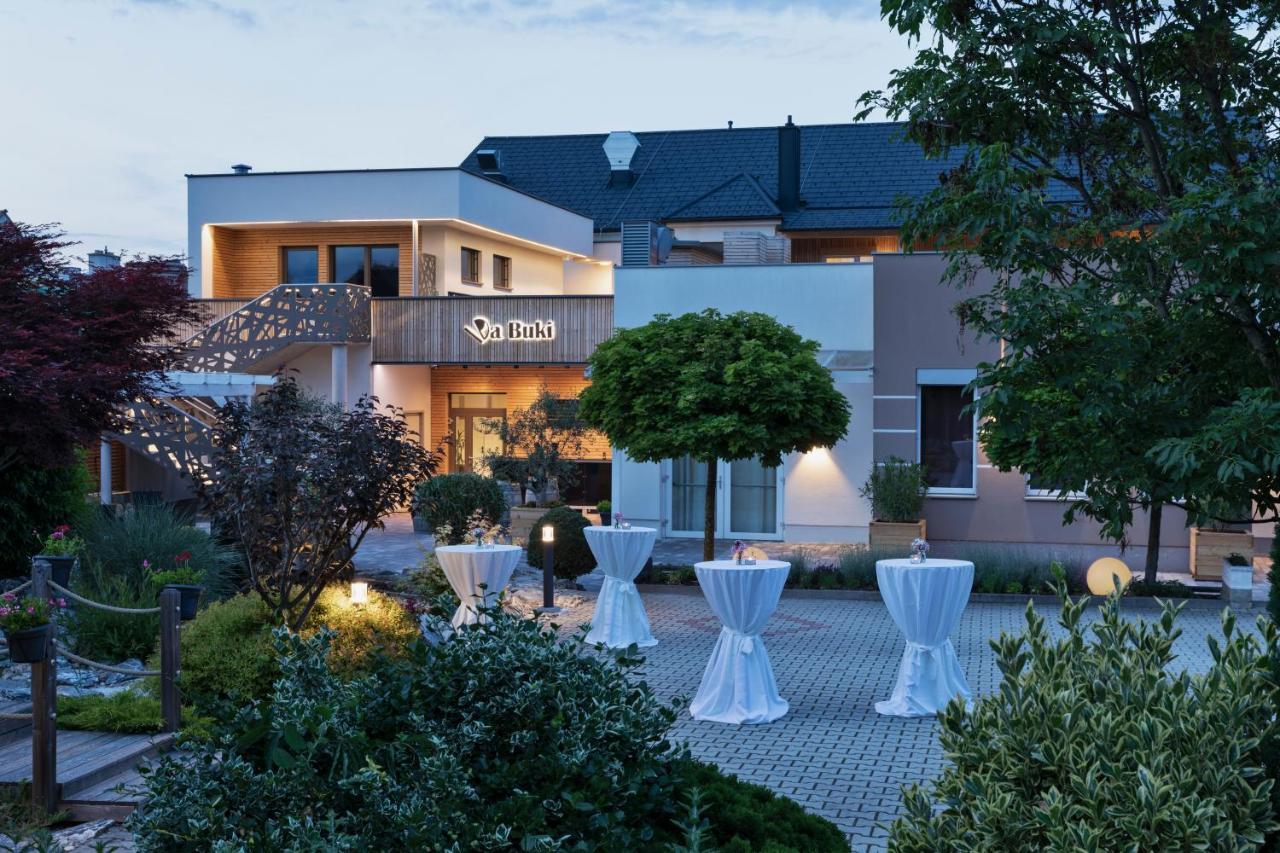 Restaurant & Dabuki Hotel Neutal